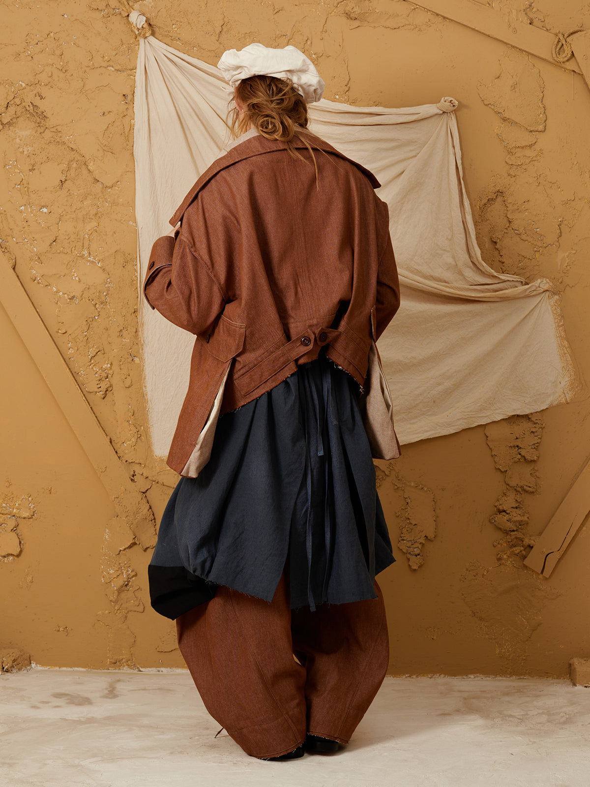 Tíscar Espadas_THE MAKER JEANS_Hover Image