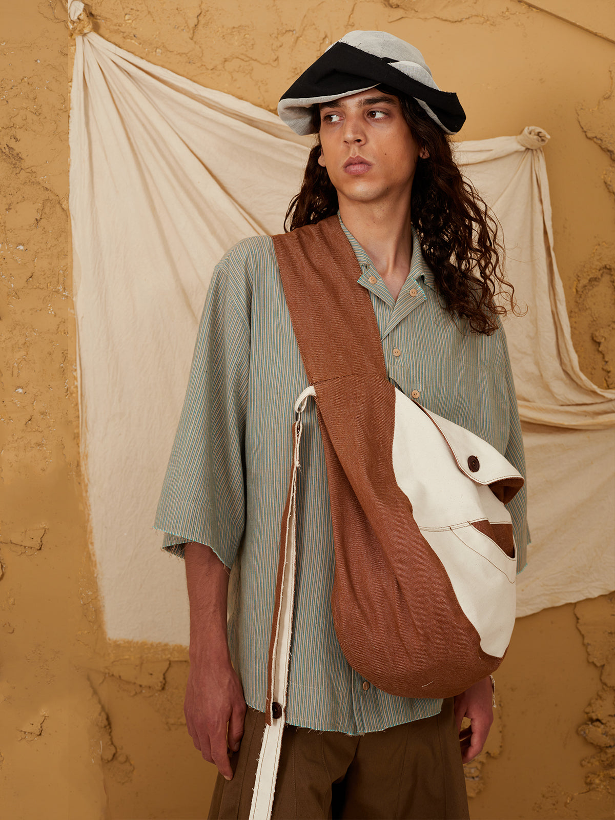 Tíscar Espadas_THE OLIVERAS SHIRT_Hover Image