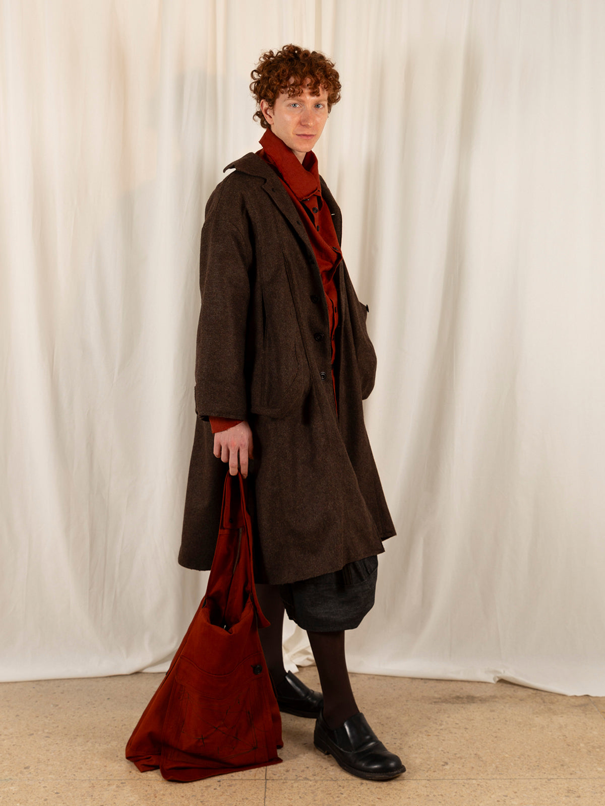 Tíscar Espadas_THE CASTAÑA COAT_Hover Image