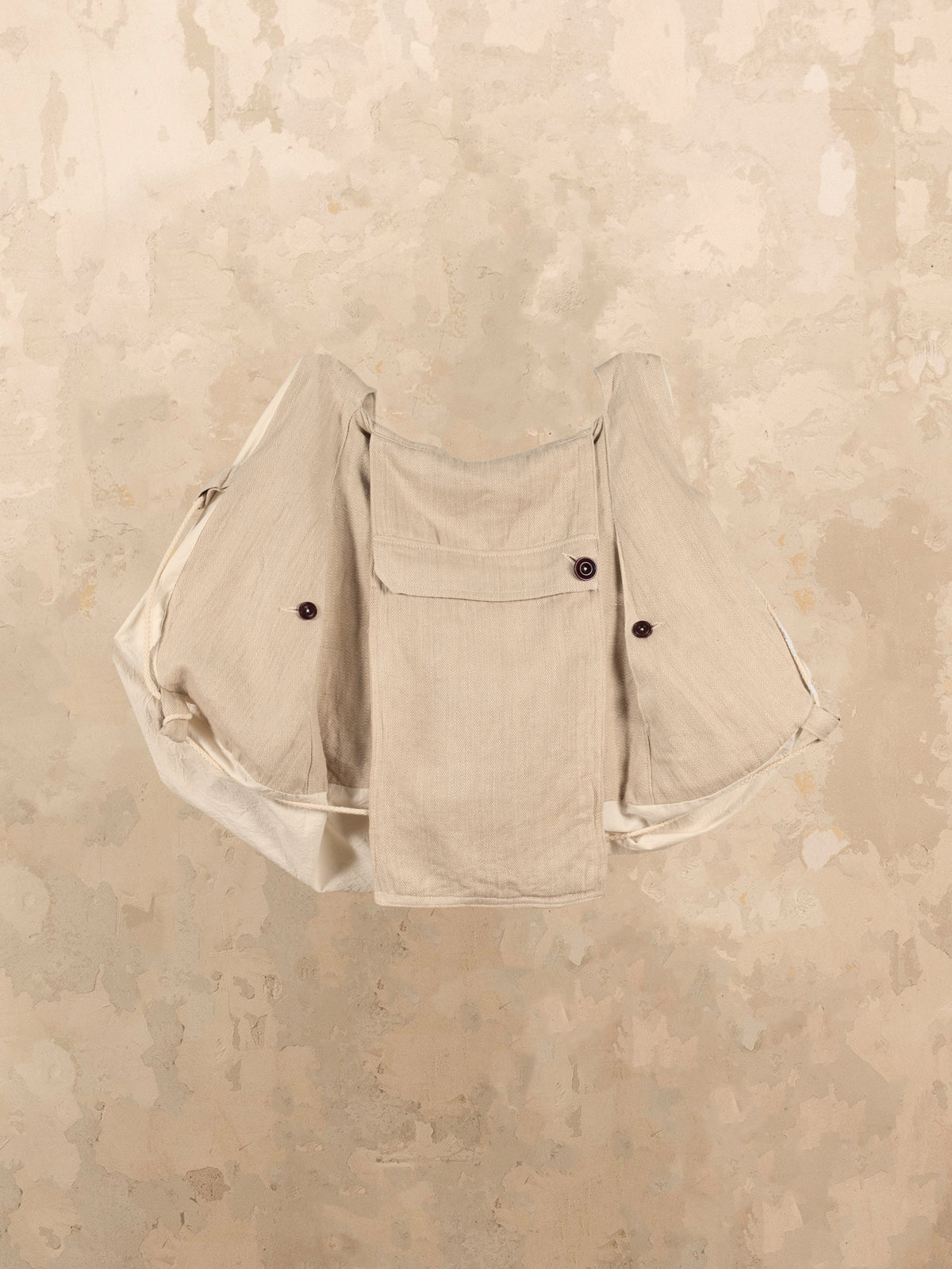 Tíscar Espadas_THE GUITAR BAG_Hover Image