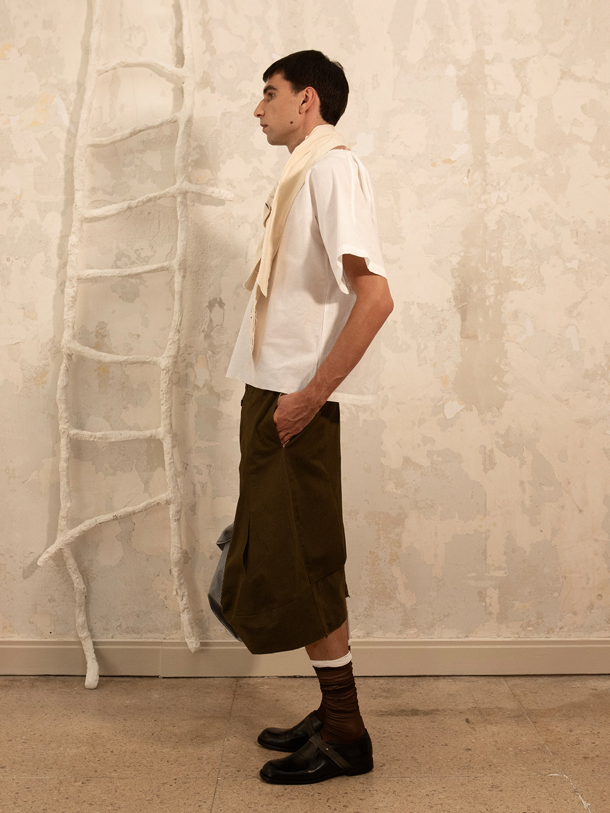 Tíscar Espadas_THE WHITE T SHIRT_Hover Image