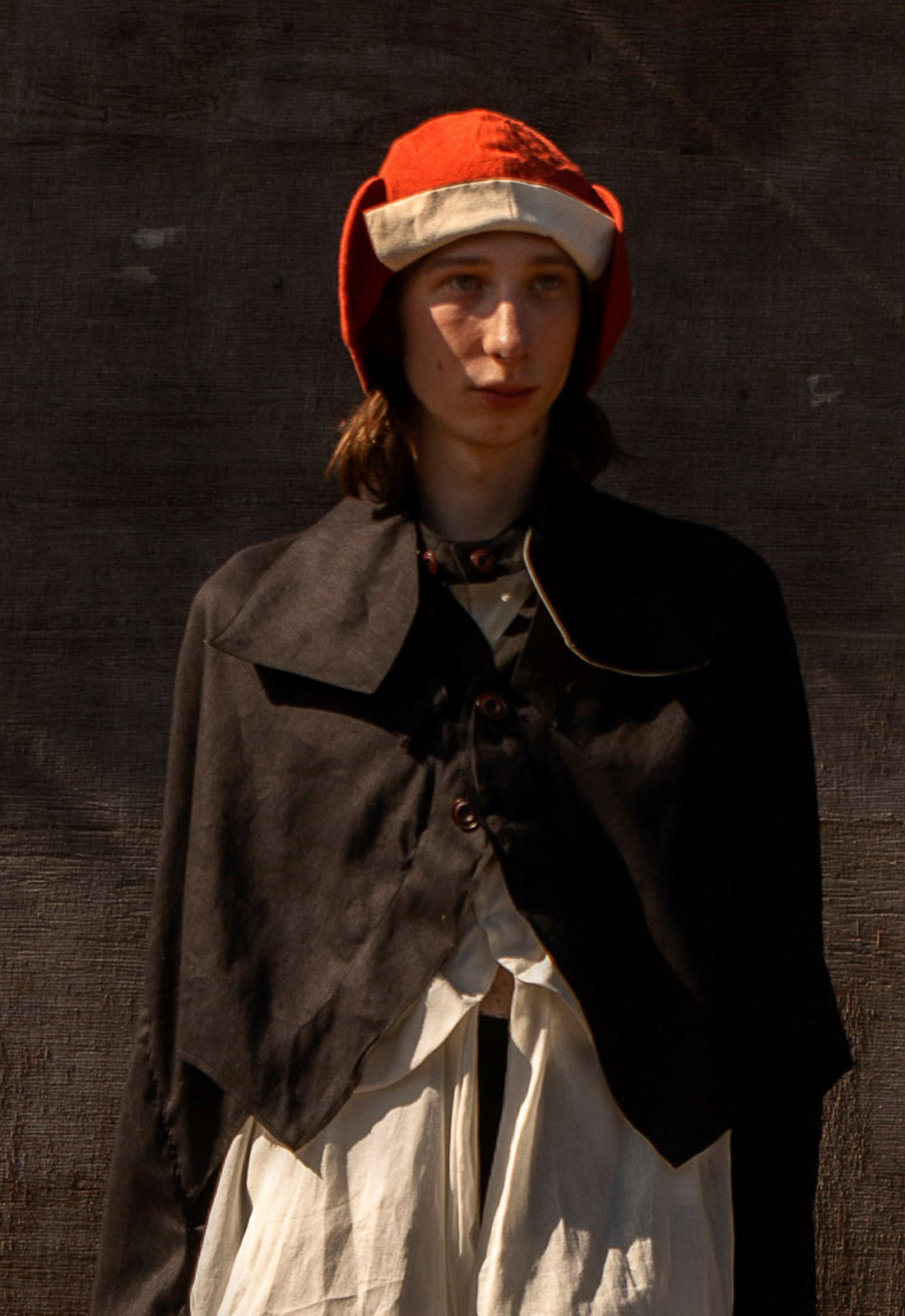 Tíscar Espadas_THE BLINKER HAT_Hover Image