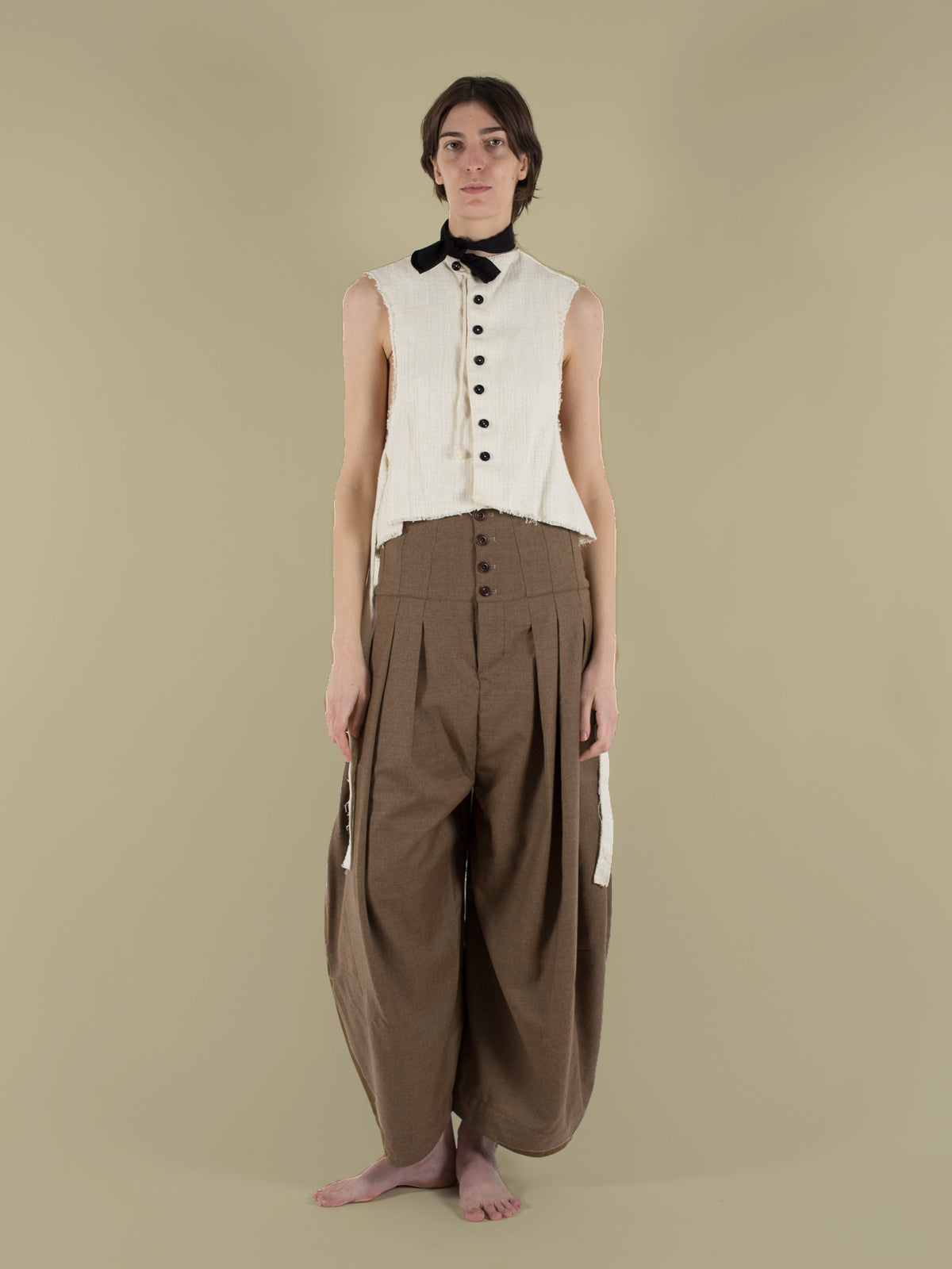 Tíscar Espadas — THE THREE PLEATS JEANS